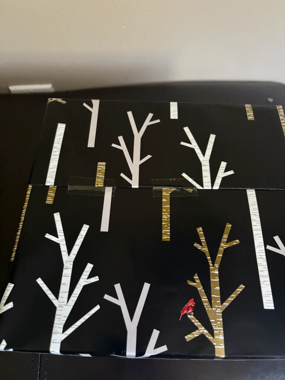 Gift Wrapped Item - Happy Holidays Tag - photo 2