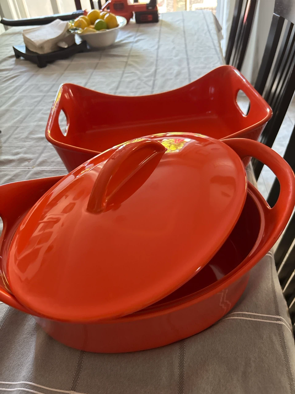 RACHAEL RAY 9x13 & 4.25qt 4L lid. Orange Casserole Dishes