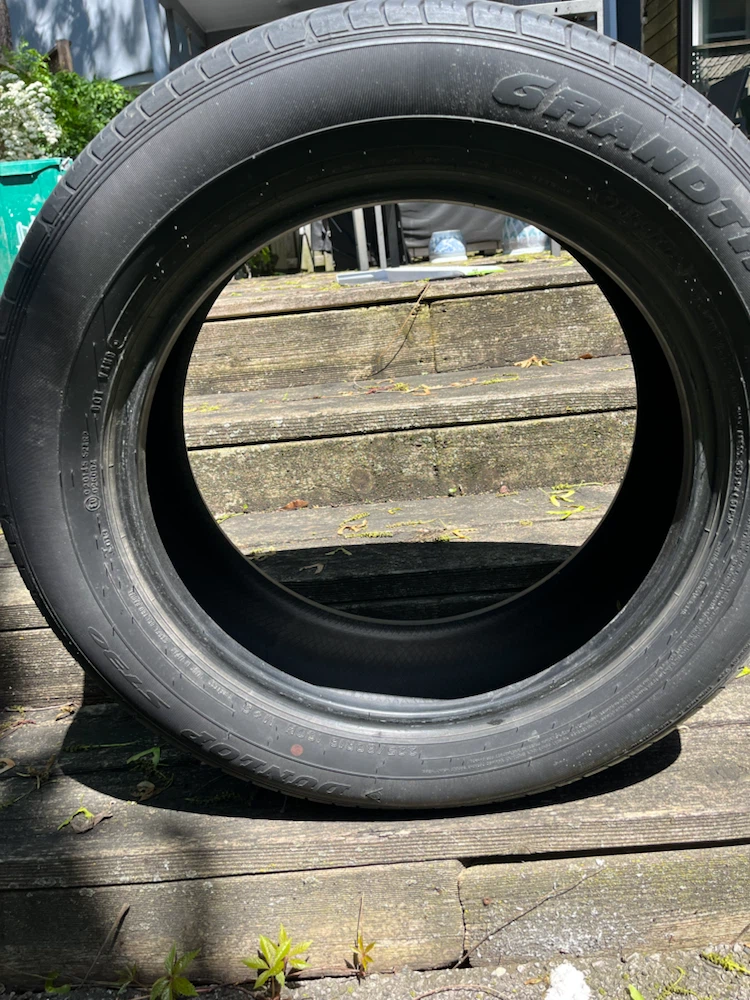 One Dunlop Grandtrek Tire 225/60R18 - photo 3