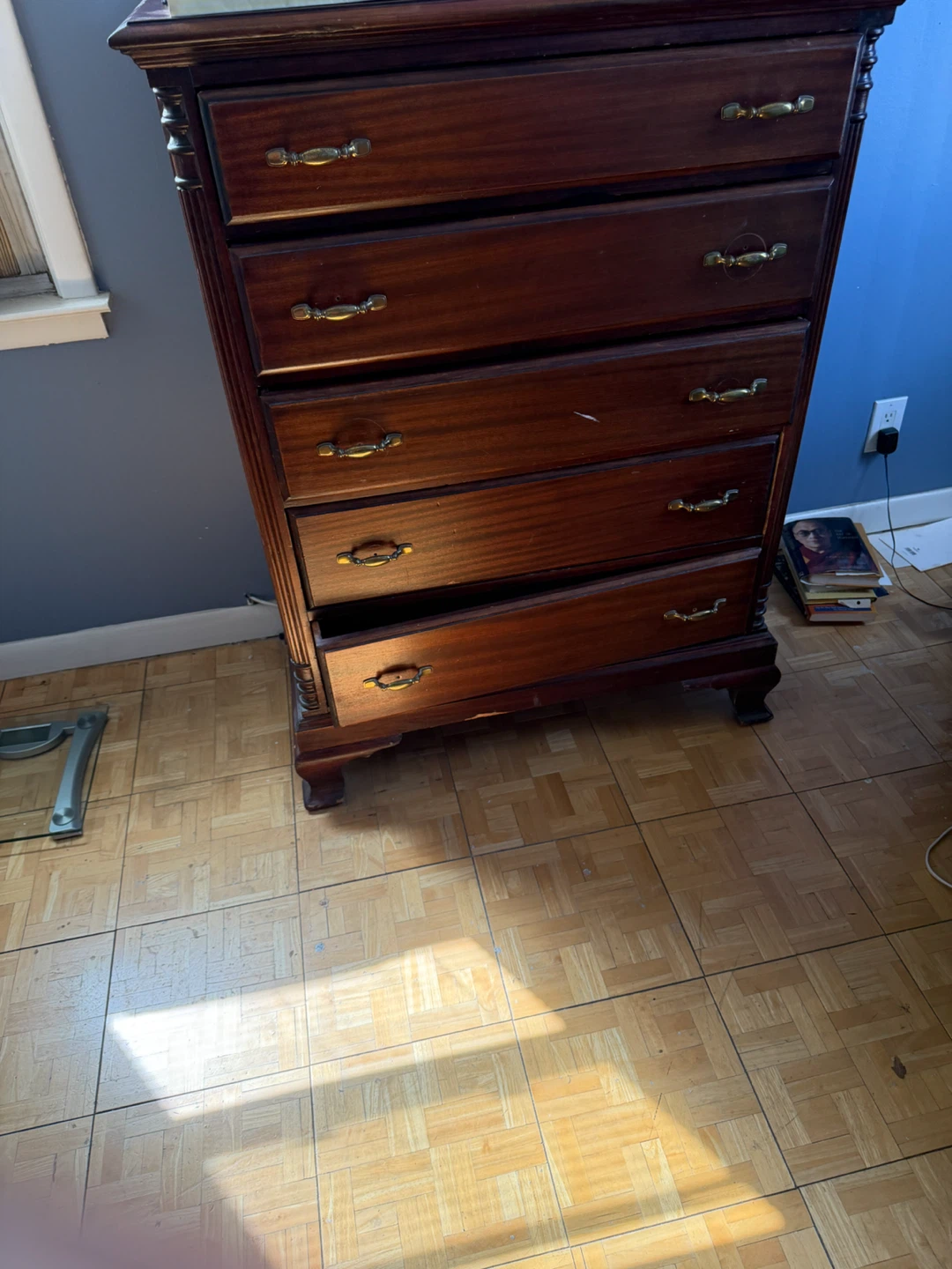 Wooden Dresser with 6 Drawers