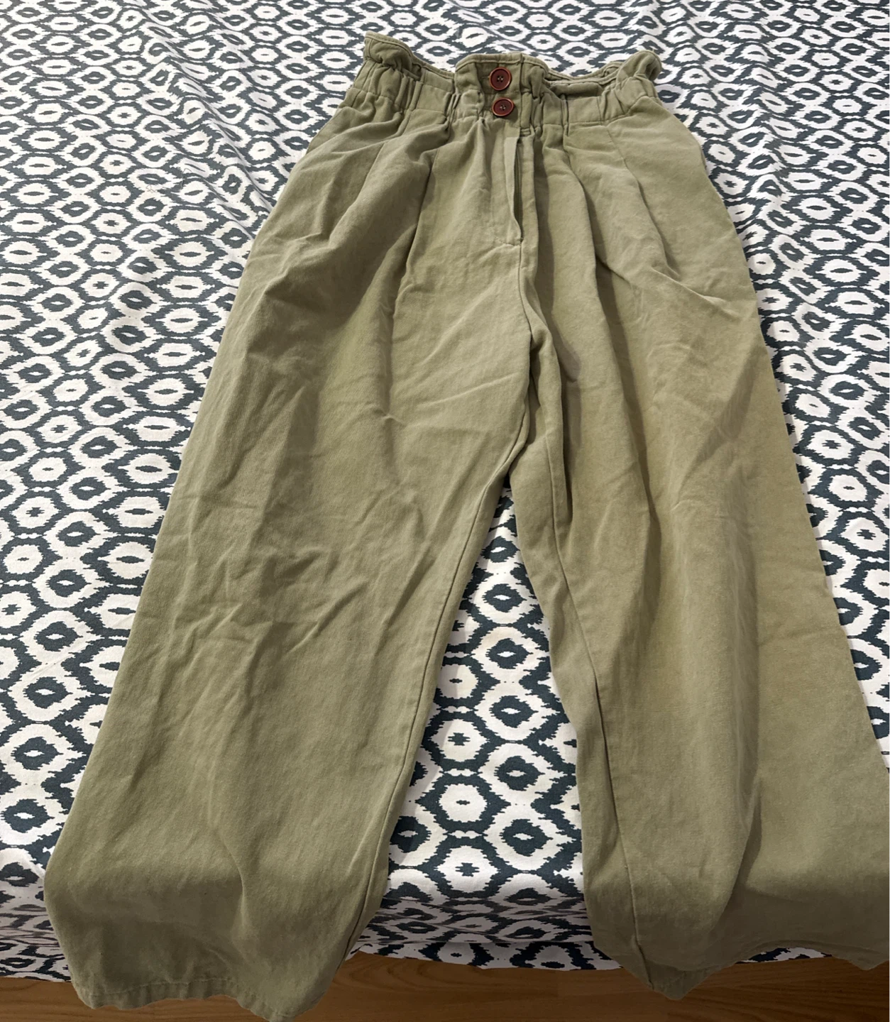 MADENE High-Waisted Wide Leg Pants - Size L