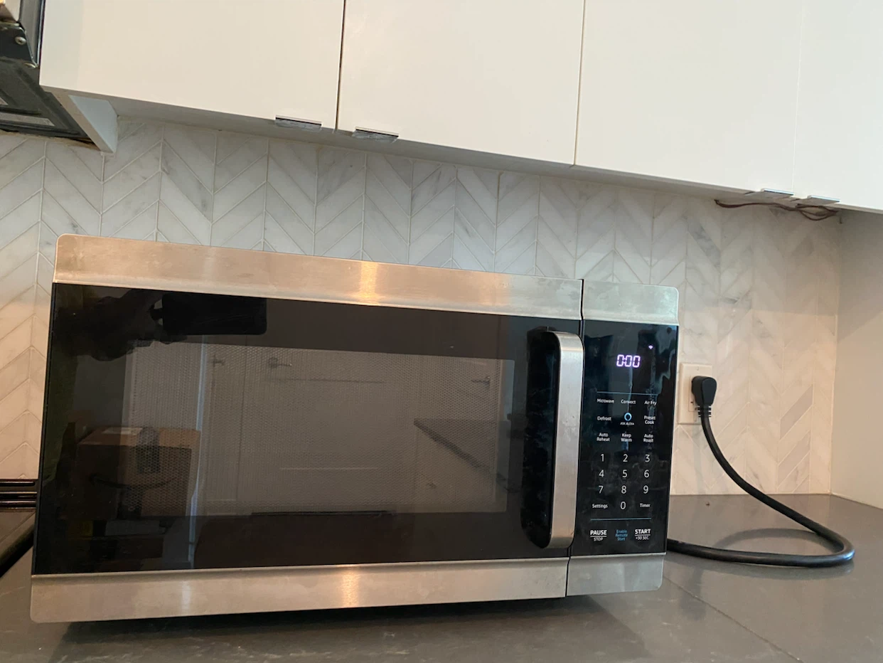 Microwave Oven