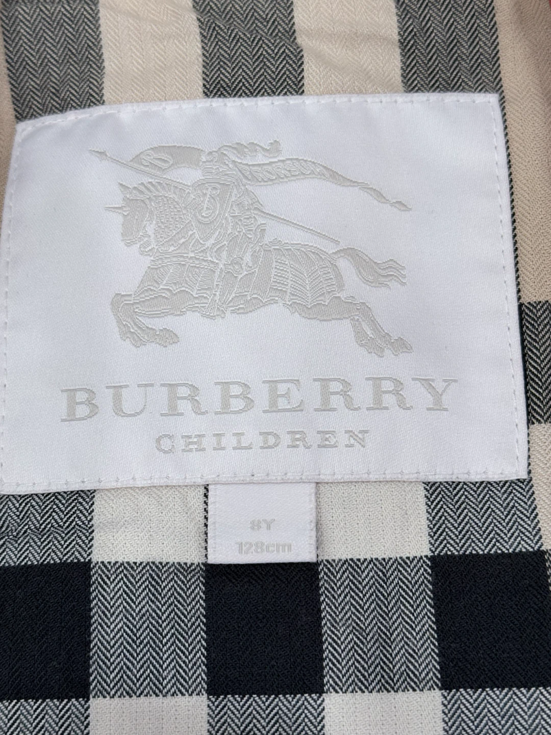 Burberry Children's Red Jacket 128cm - photo 2
