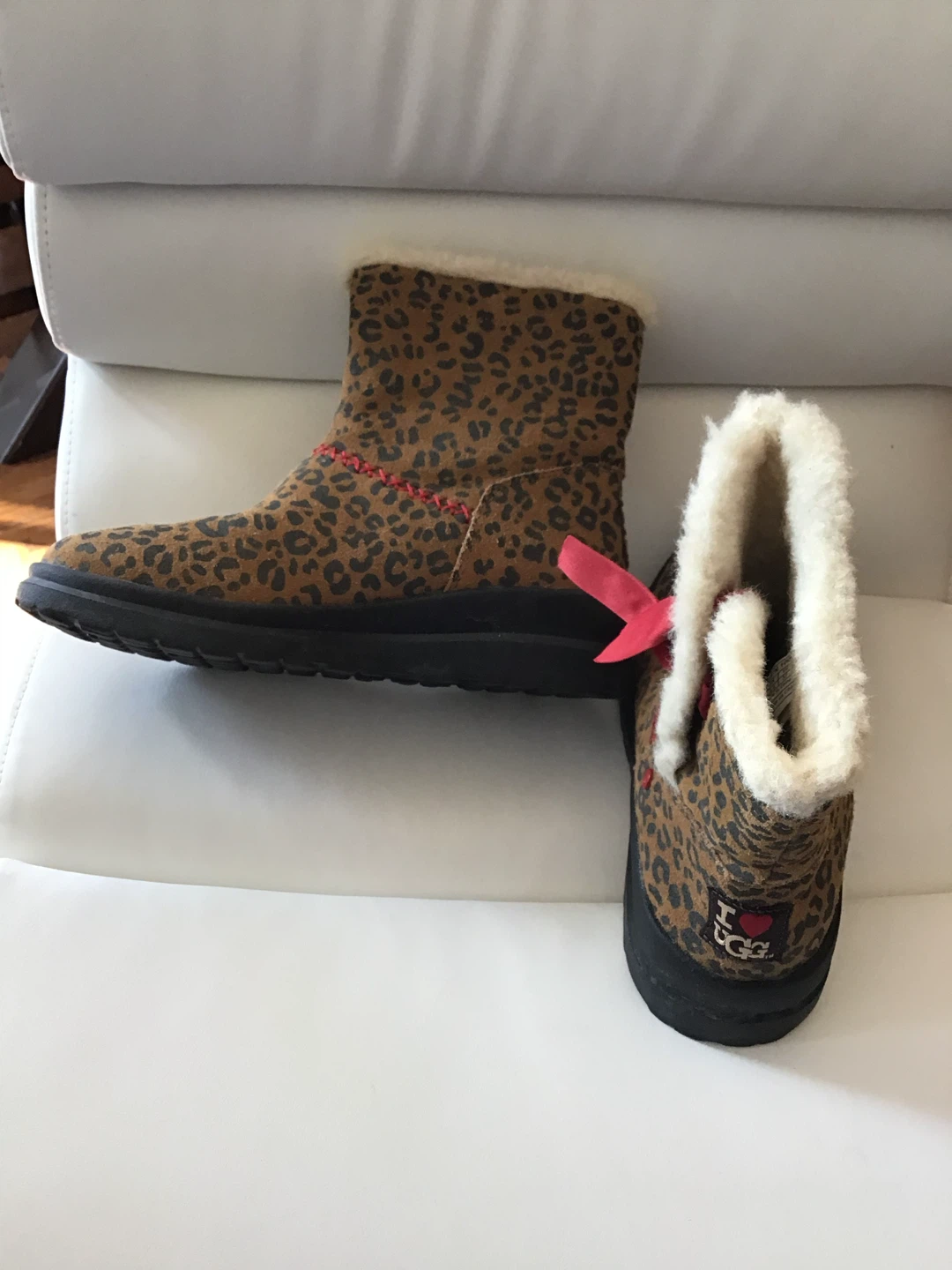 Ugg Australia Leopard Print Boots with Pink Bows