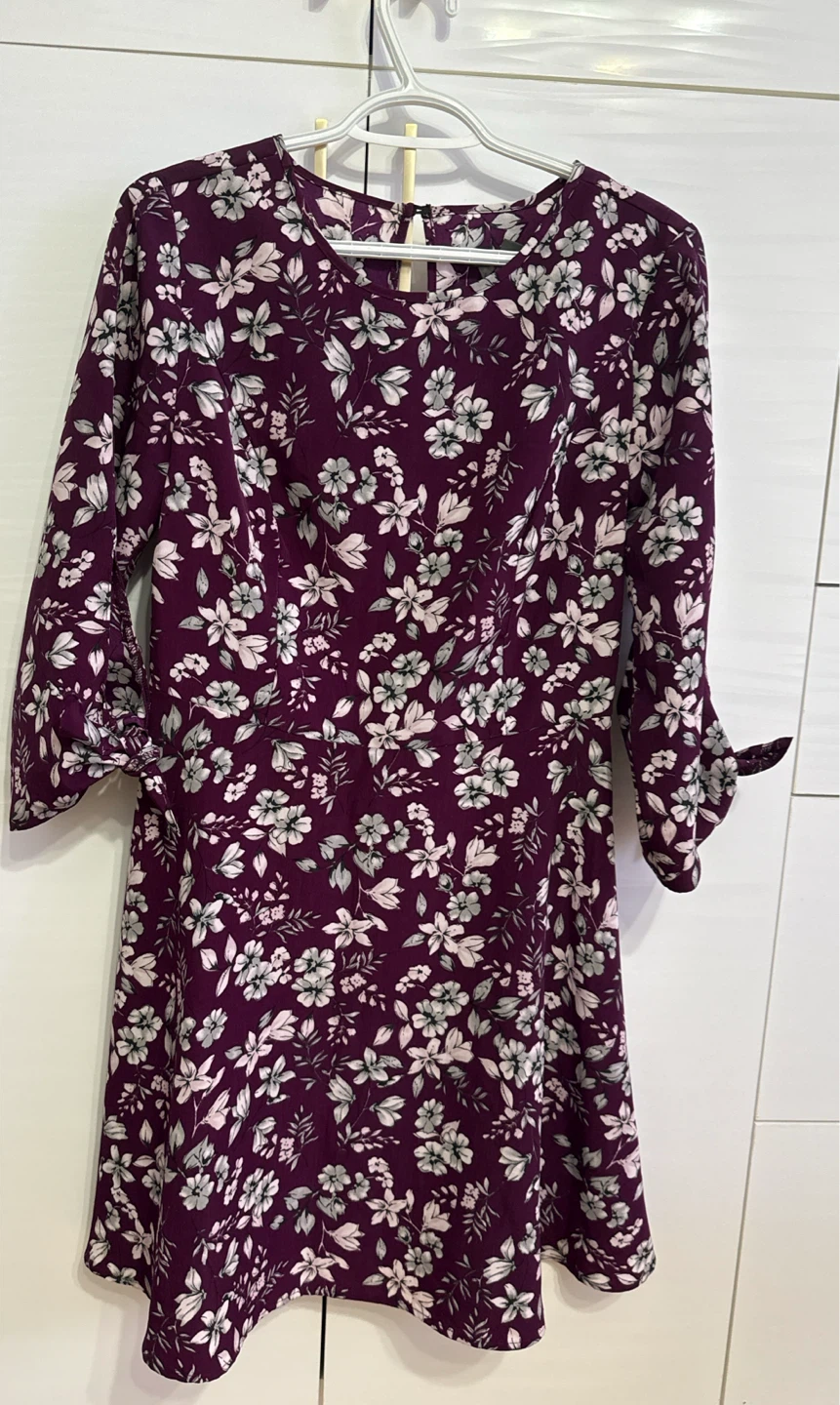 Suzy Shier Floral Dress Size M
