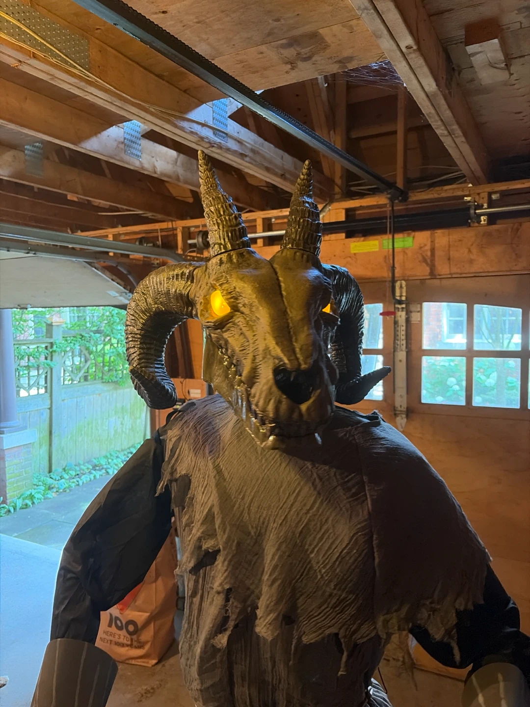 7.6 Ft Baphomet Animatronic Halloween decor - photo 2