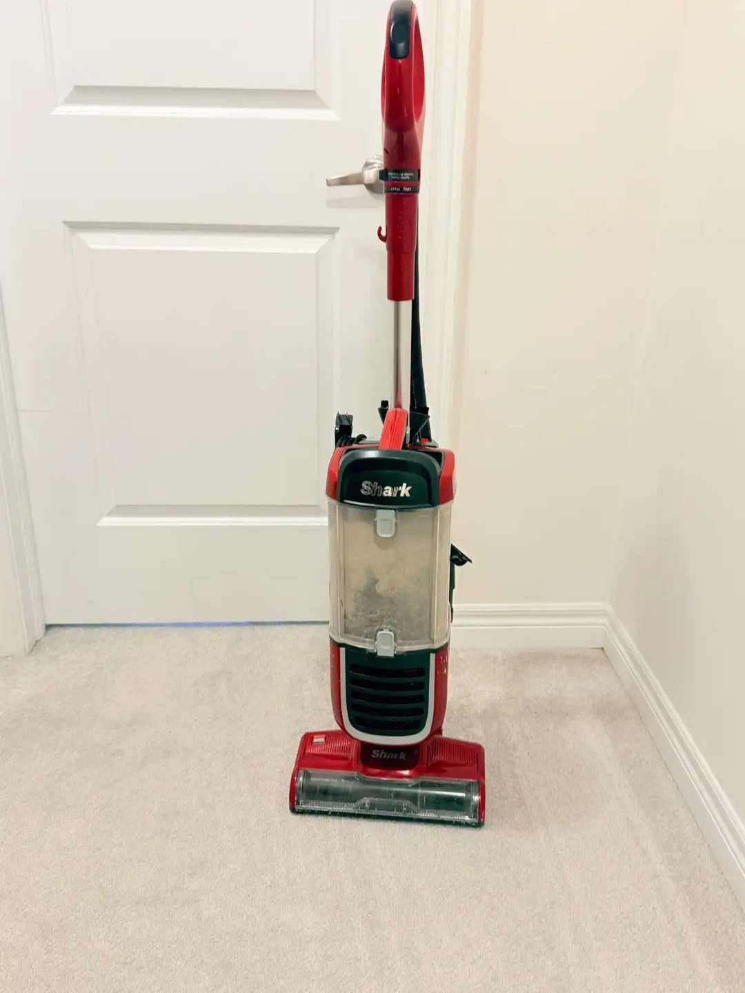 Shark Navigator Upright Vacuum - photo 3