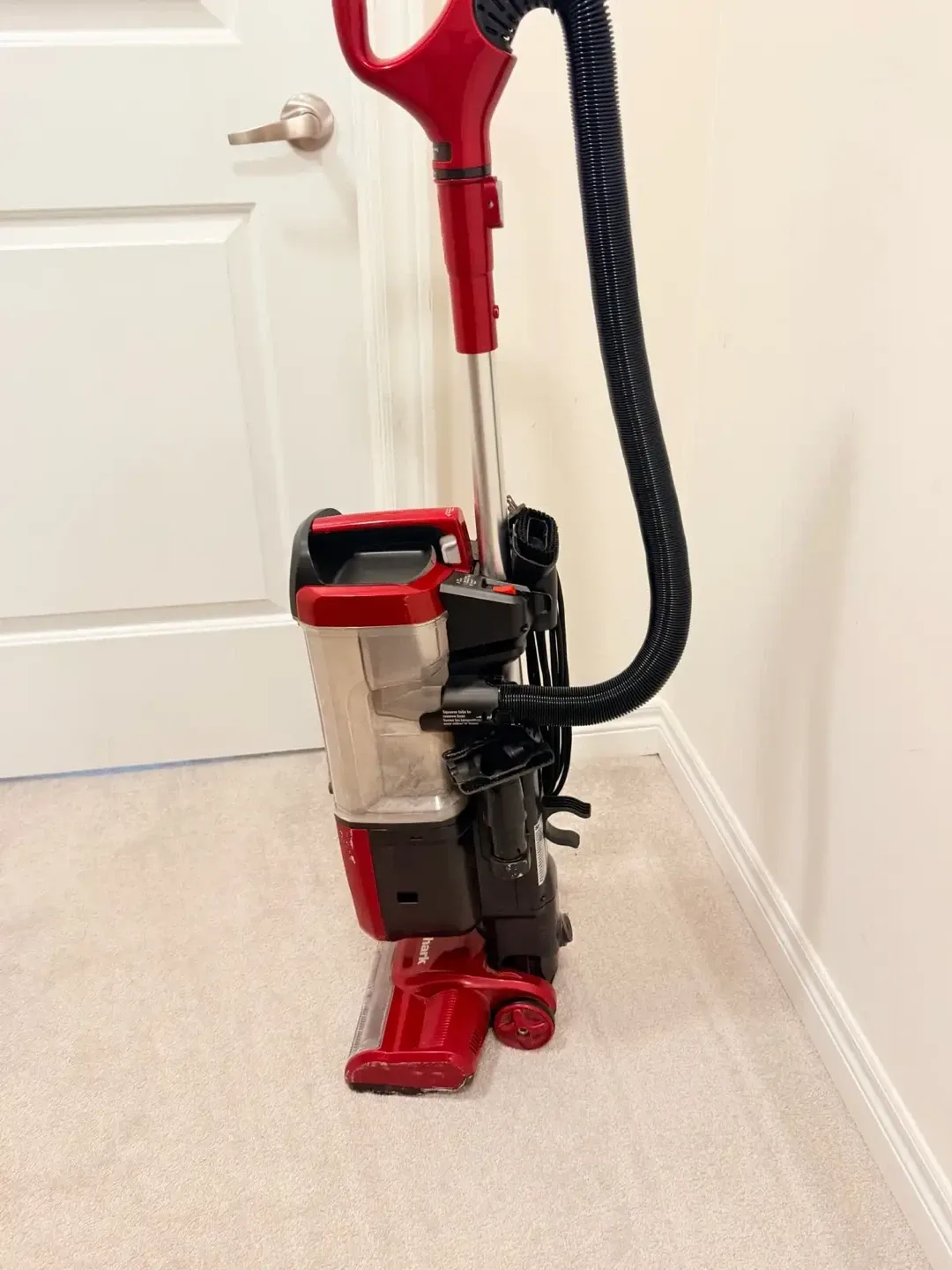 Shark Navigator Upright Vacuum - photo 5