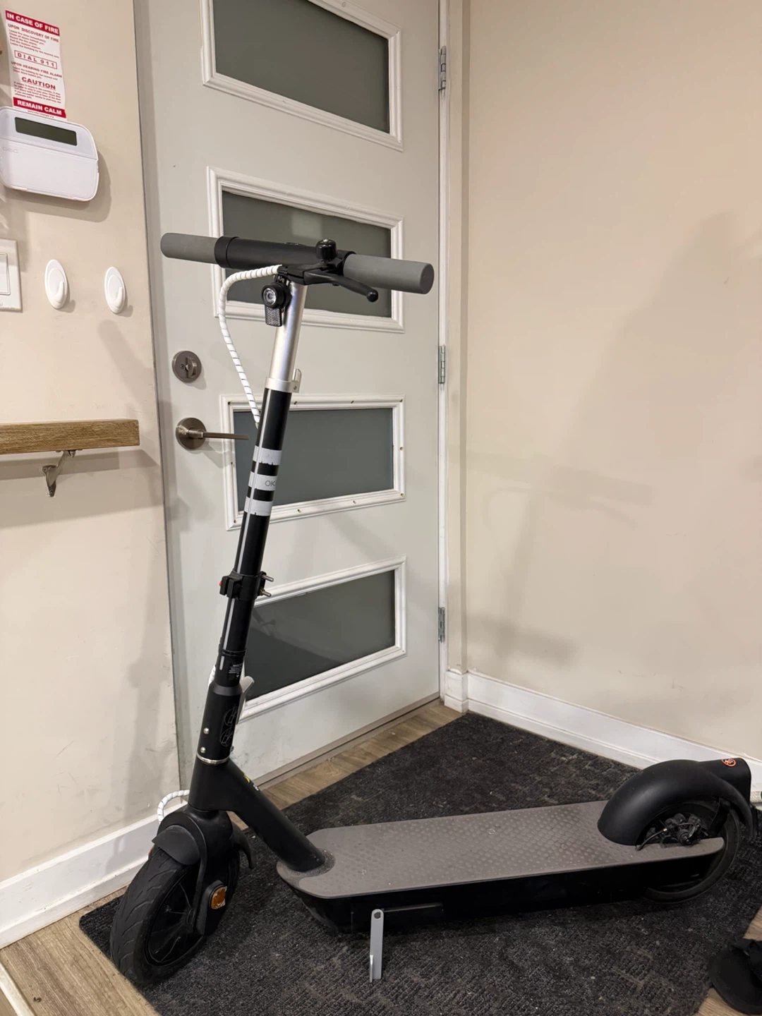 OKAI NEON PRO Standing Electric Scooter - Black 2 available