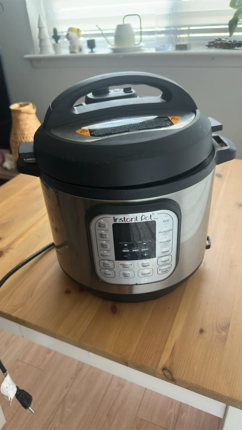 Instant Pot Duo 7-in-1 Electric Pressure Cooker - photo 2