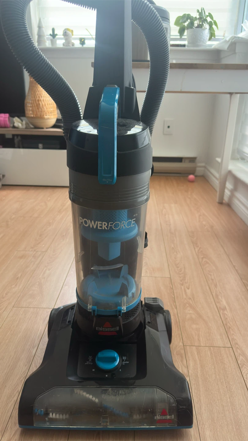 Bissell PowerForce Vacuum Cleaner