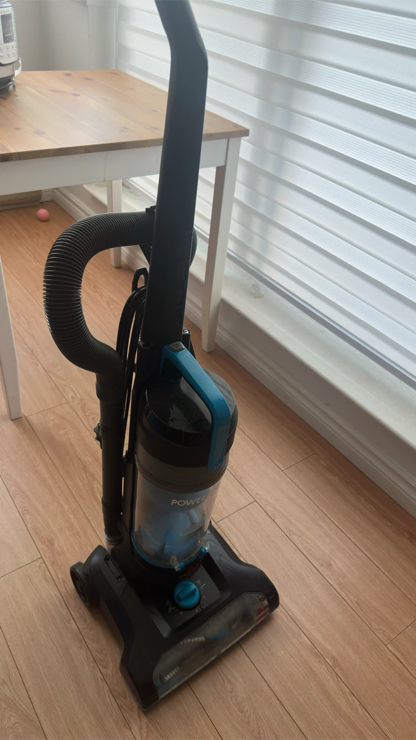Bissell PowerForce Vacuum Cleaner - photo 3