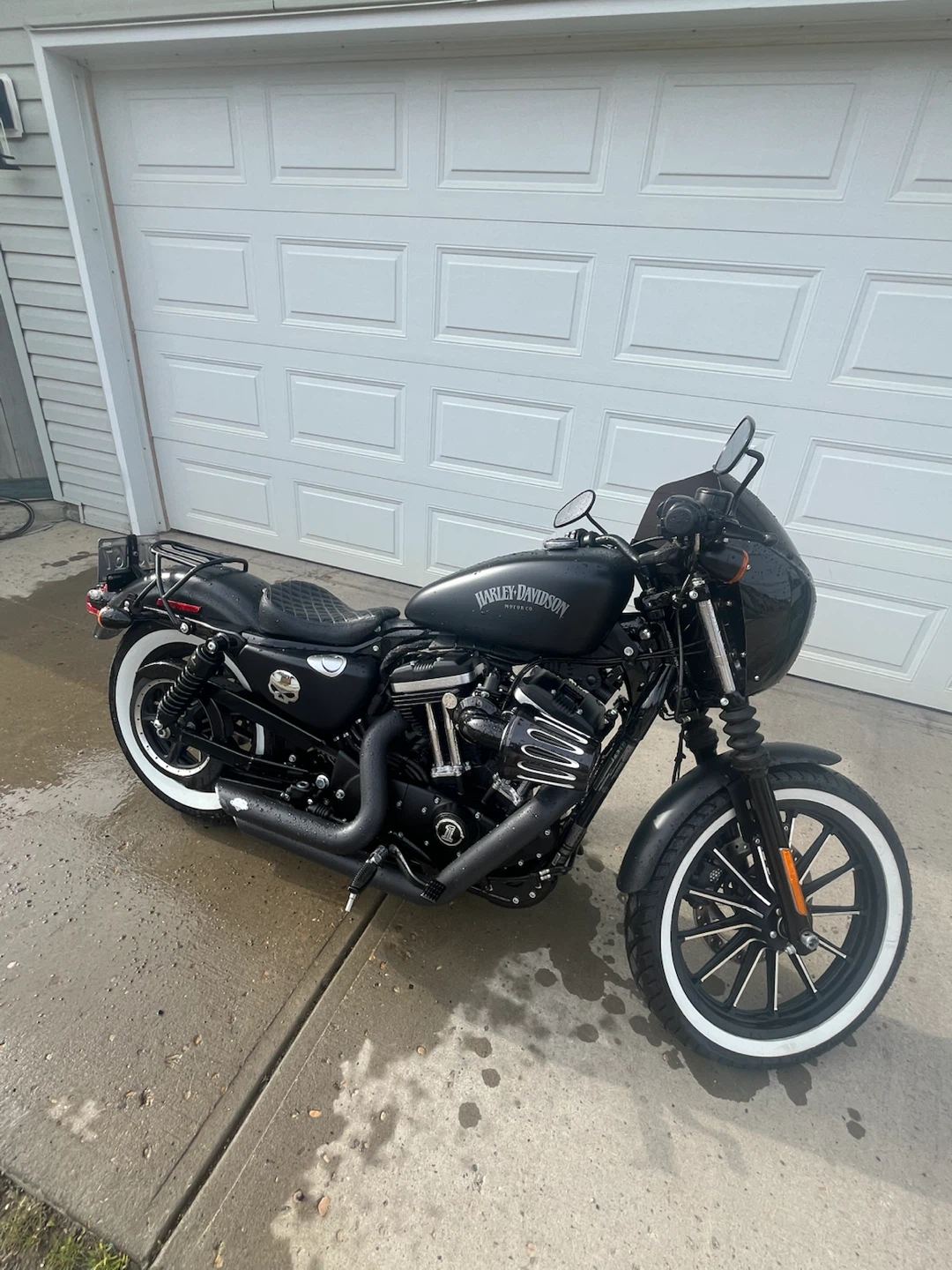 2014 Harley Davidson iron 883 with stage 1 upgrade - photo 3
