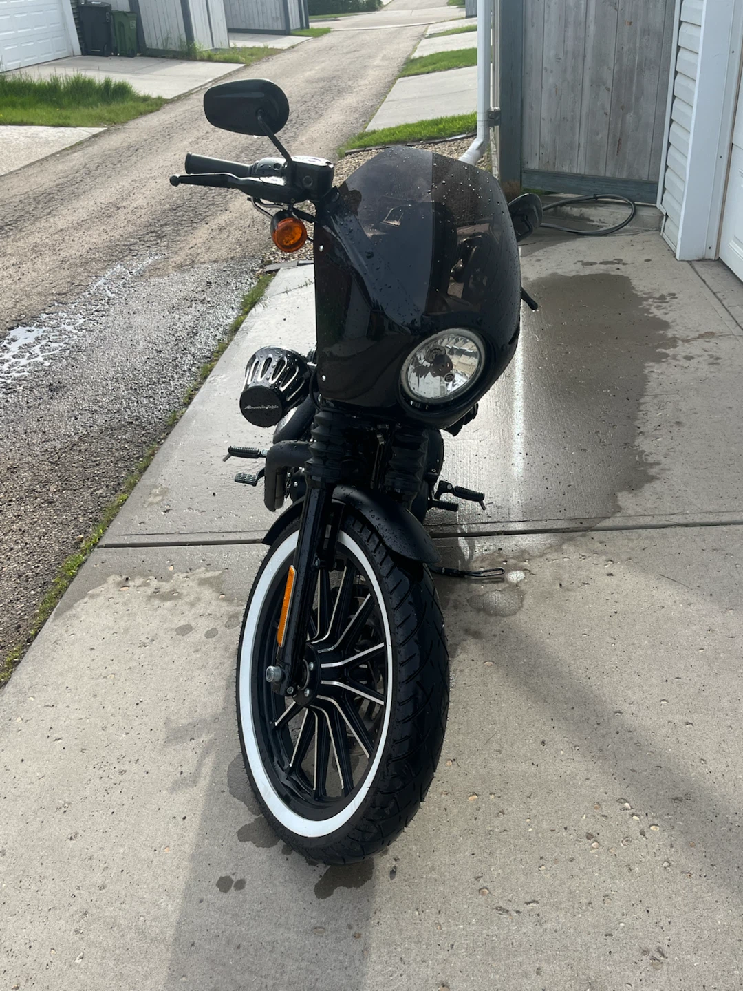 2014 Harley Davidson iron 883 with stage 1 upgrade - photo 4