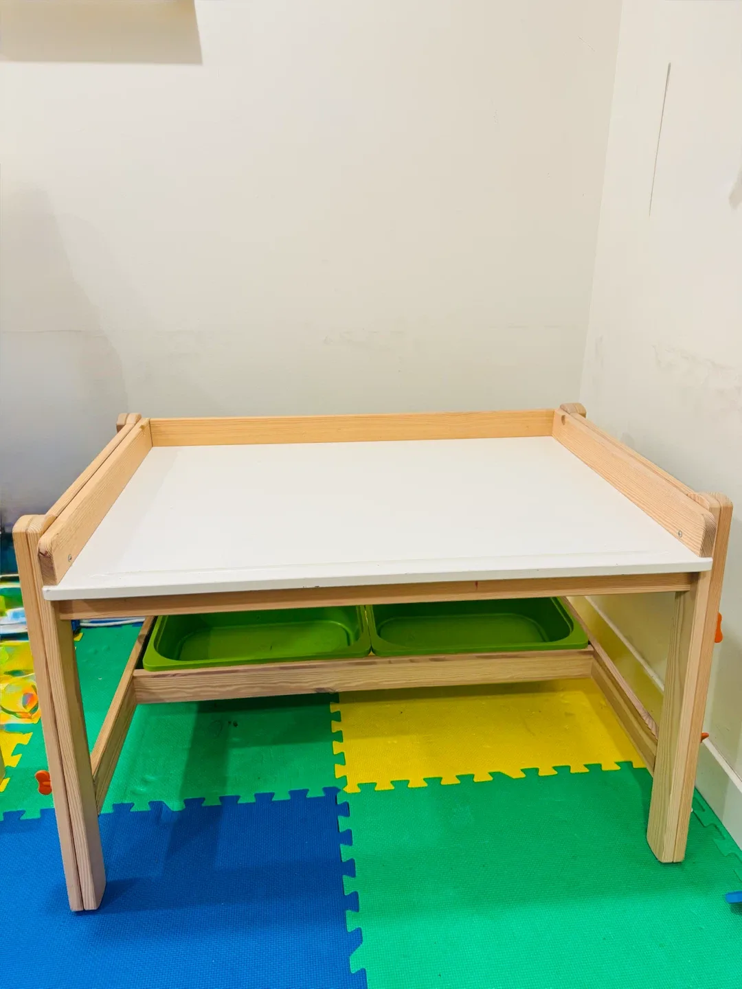 IKEA FLISAT Children's Desk Adjustable Height Green Trays