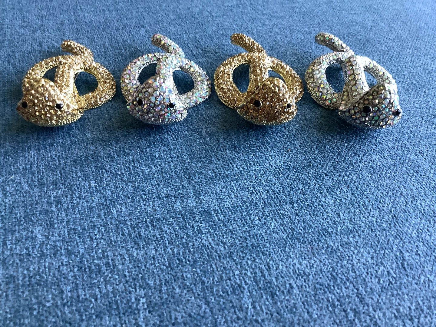 4 Cobra Snake Brooches w Rhinestones ($5.00 each) - photo 3