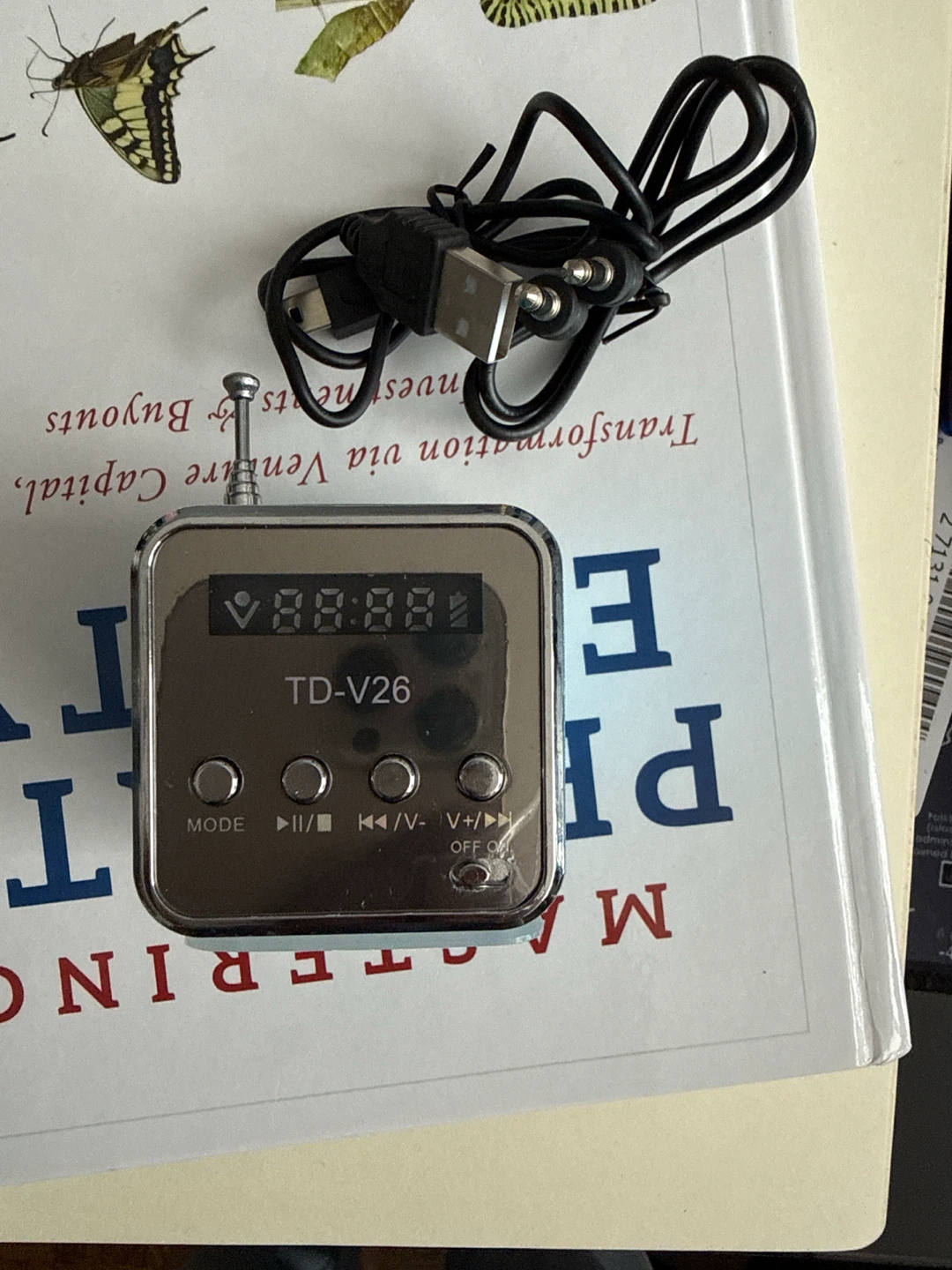 Silver Mini TD-V26 Portable FM Radio Music Player - photo 2