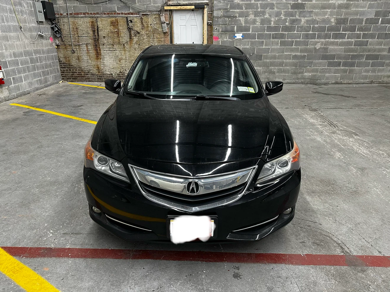 Black Acura ILX Hybrid