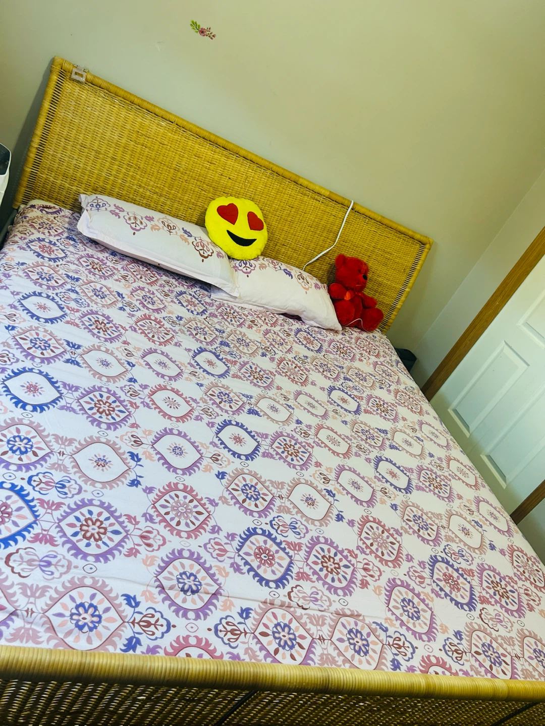 King  Bed Frame with Metal Base - photo 3