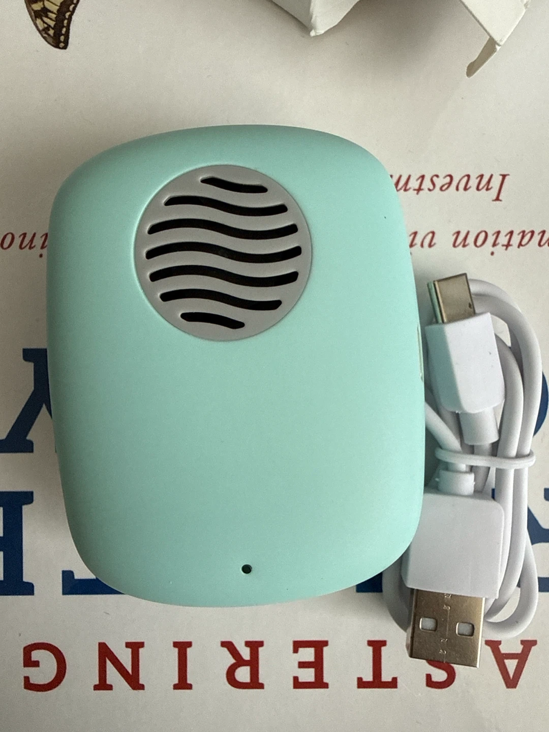 Rwigeboo Toothbrush Sanitizer Holder - photo 2