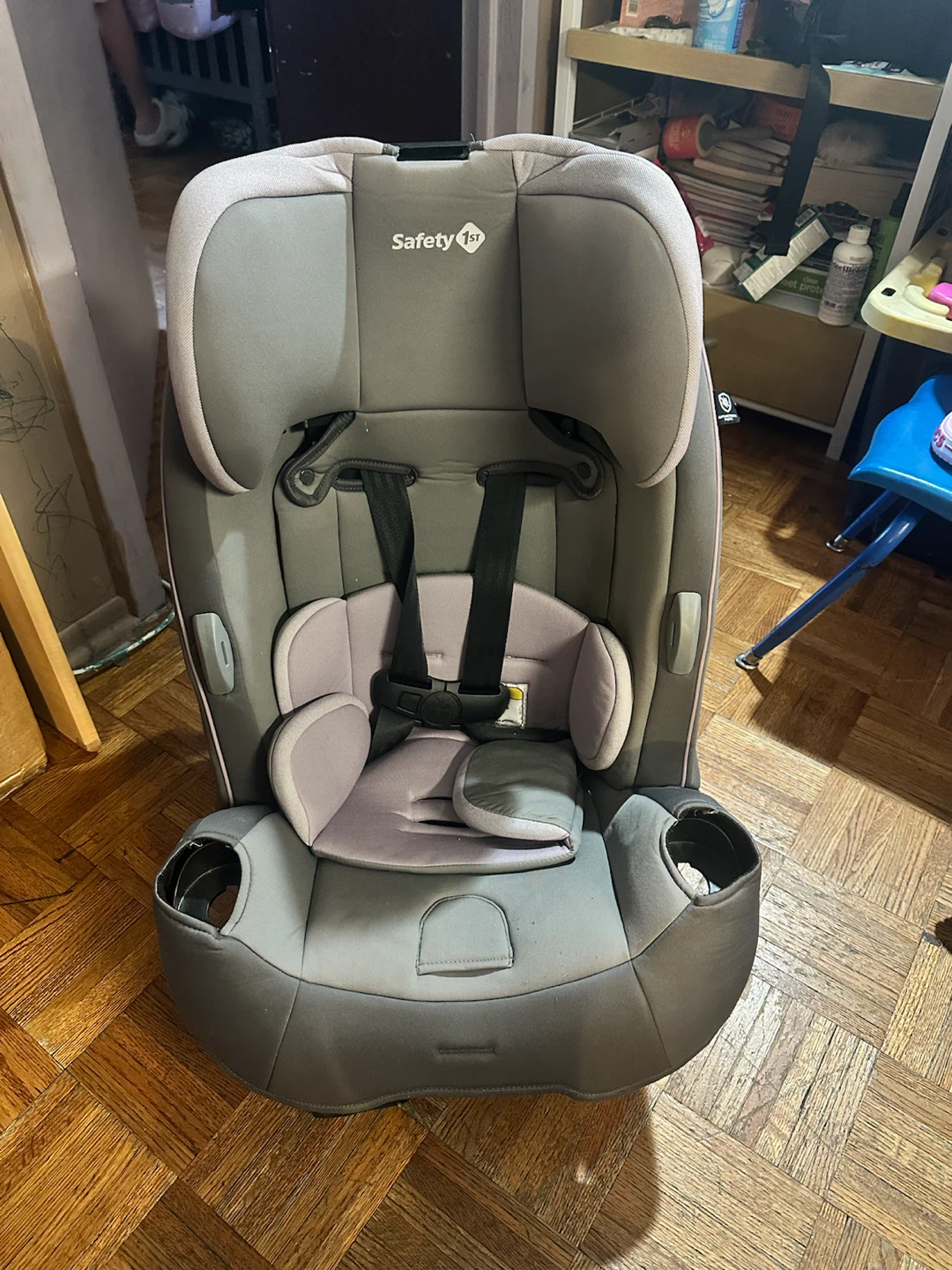 Safety 1st All-in-One Convertible Car Seat