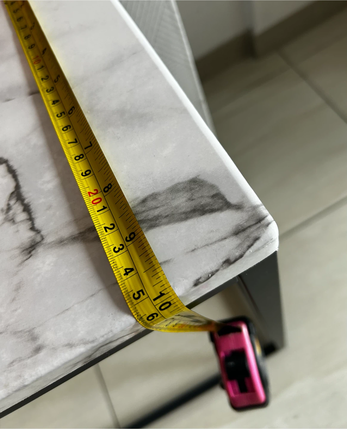 MOVING SALE Faux Marble Thin Console Table - photo 5