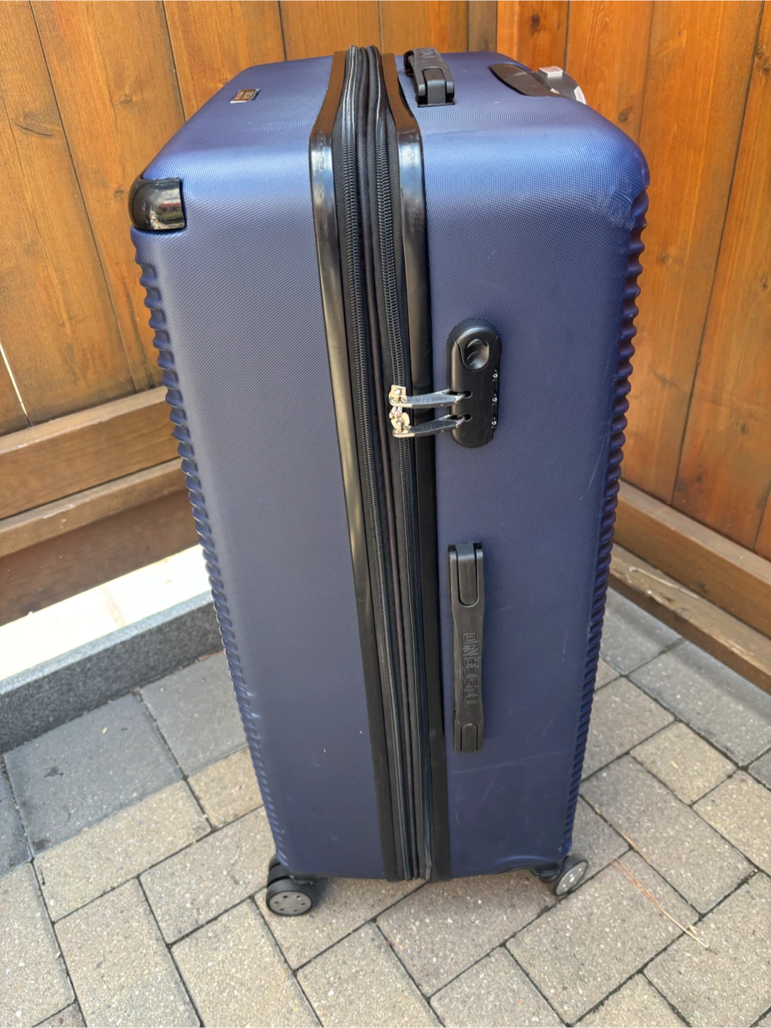 Toscano Italy Blue Hard-Shell Suitcase - photo 4
