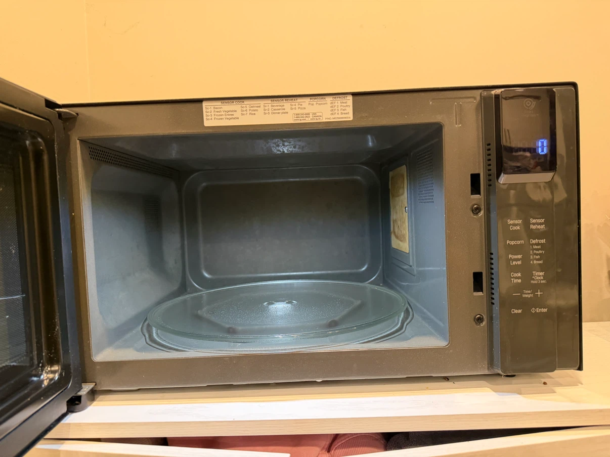 Lg microwave - photo 3