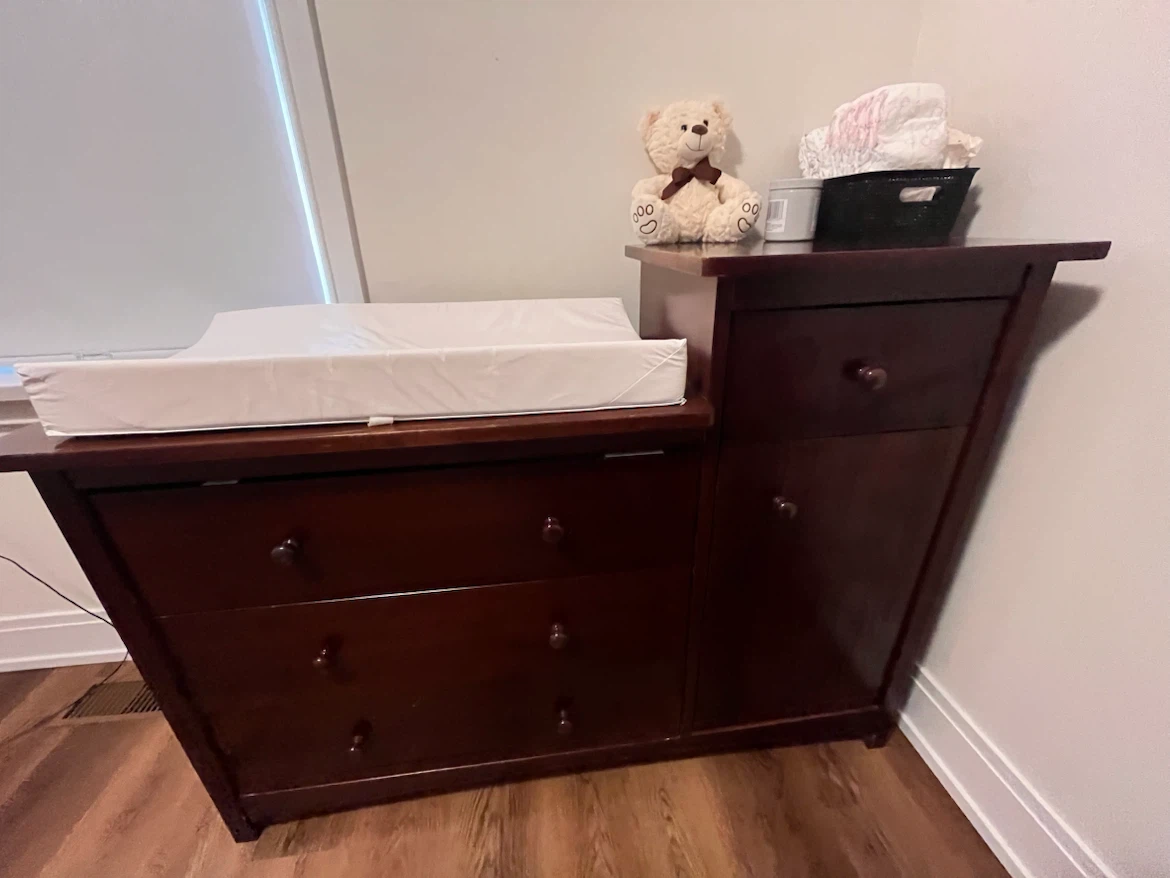 Wooden Crib and Baby Dresser Set with Changing Station - photo 2