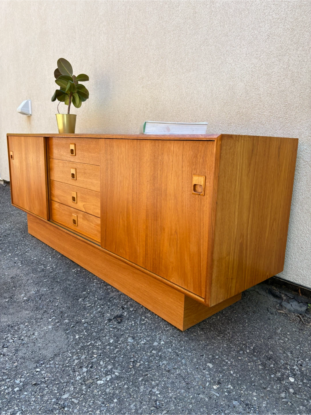 MCM Teak Sideboard / Credenza - photo 3