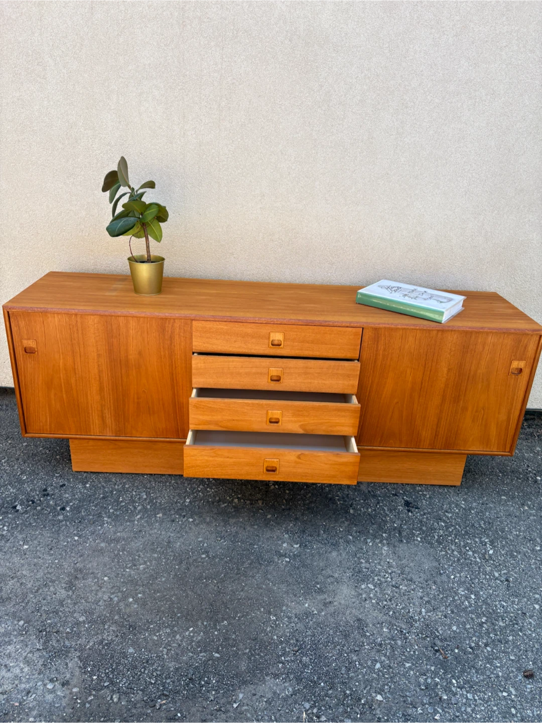 MCM Teak Sideboard / Credenza - photo 4
