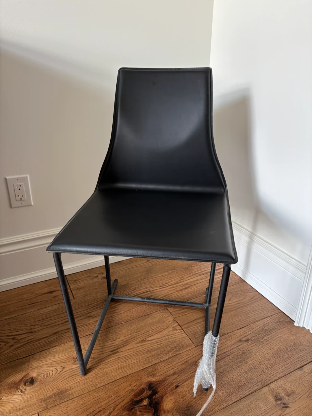6 NEW Black Dining Chairs