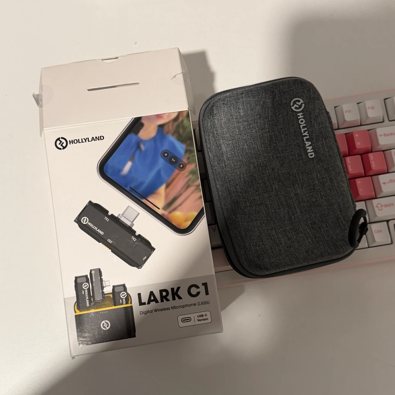 Hollyland Lark C1 Digital Wireless Microphone System (USB-C) - photo 3