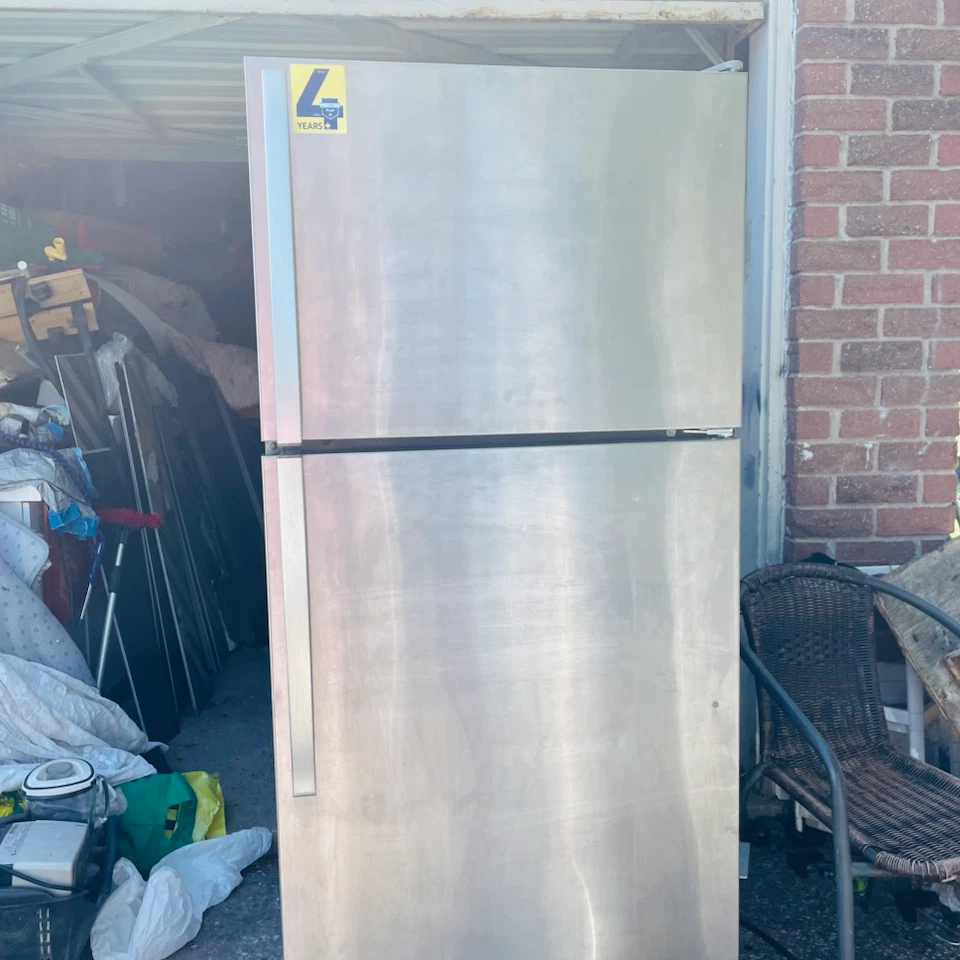 Never used Stainless Steel Refrigerator WRT318FZDM