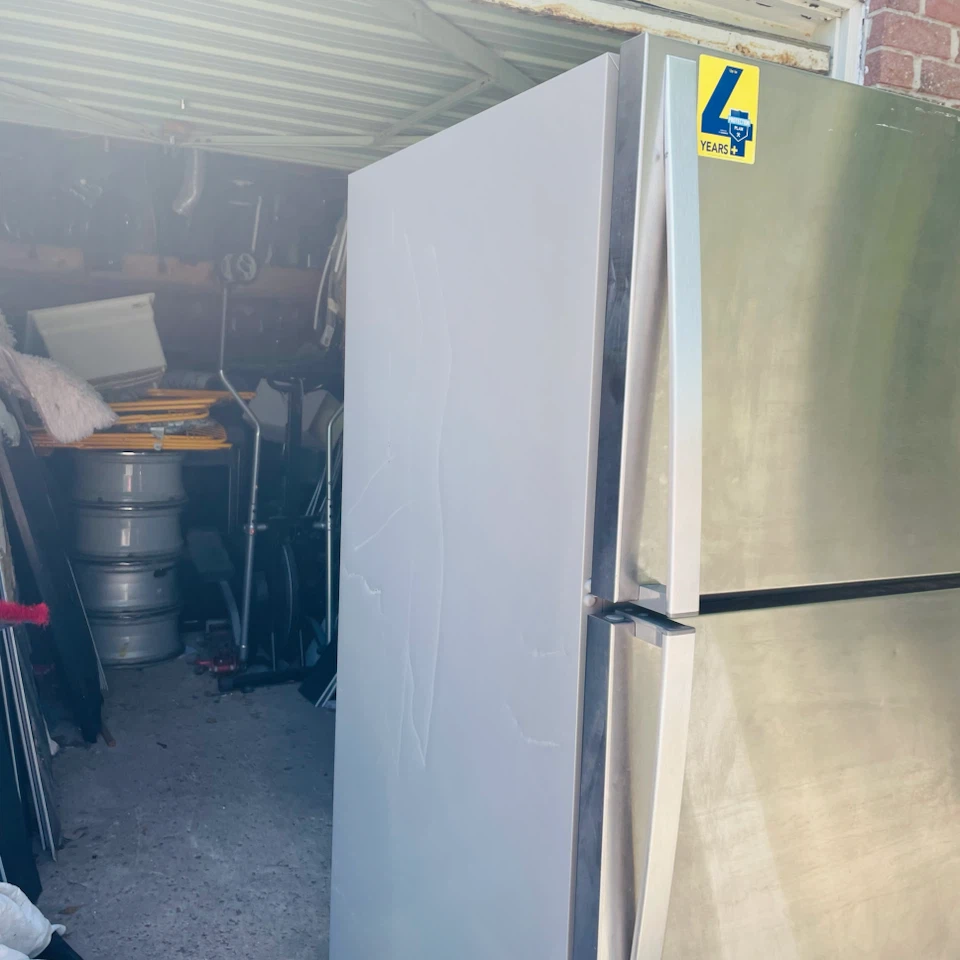 Never used Stainless Steel Refrigerator WRT318FZDM - photo 2