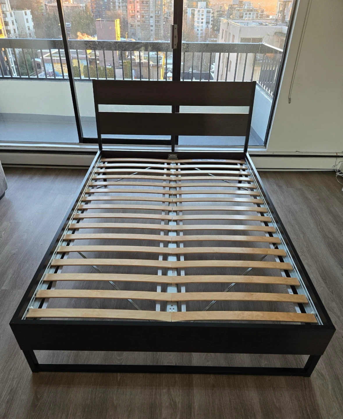 Double bed frame *Free delivery
