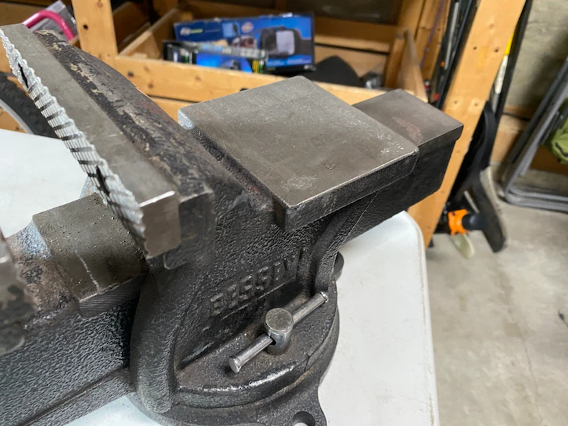 Bessey 6” HD bench vise swivel base - photo 5