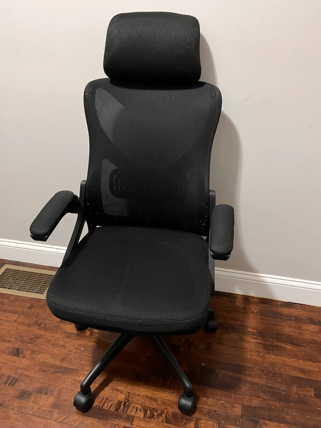 Black Ergonomic Office Chair with Headrest
