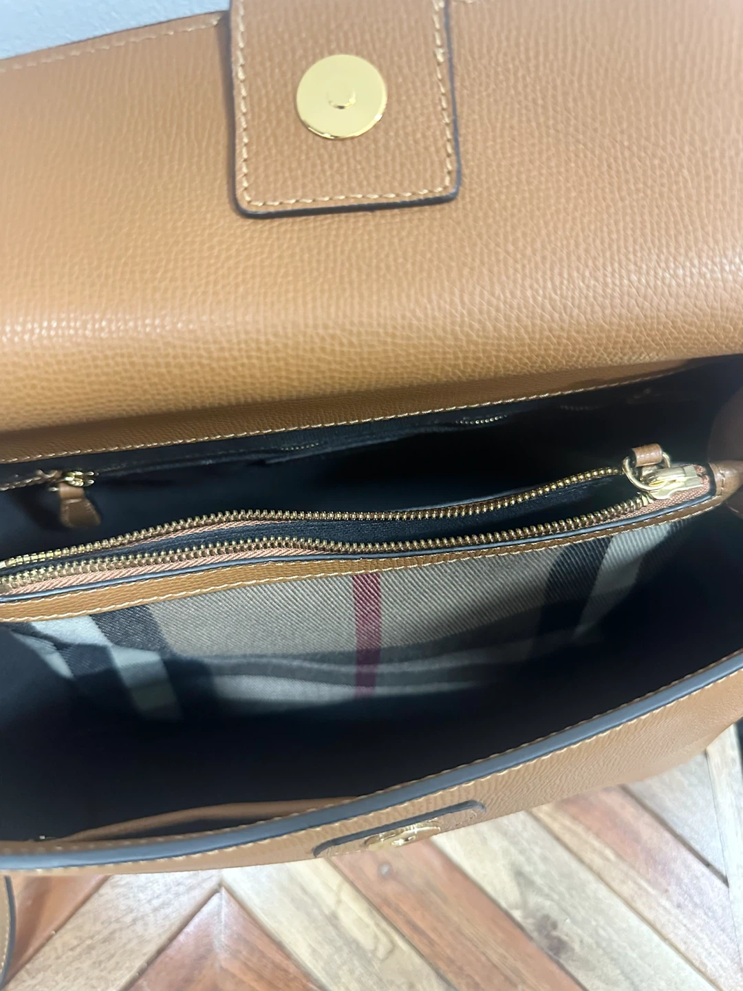 Burberry Leather Shoulder Bag - Tan - photo 5