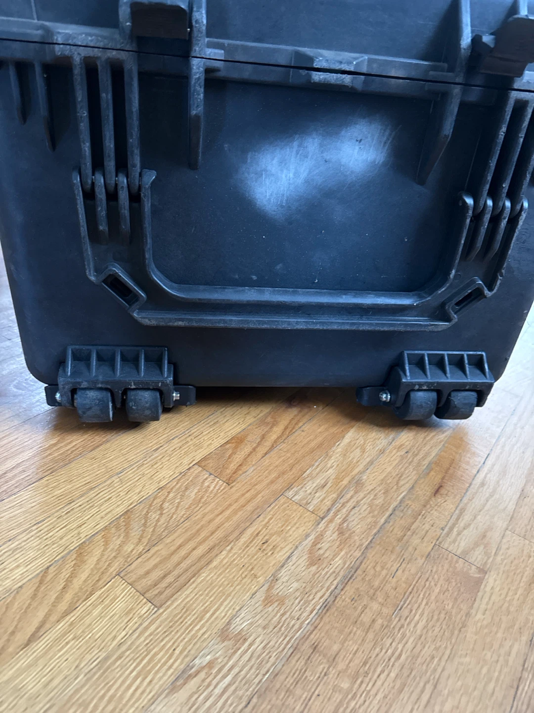 Pelican 1630 Hard Case with Foam Inserts - photo 4
