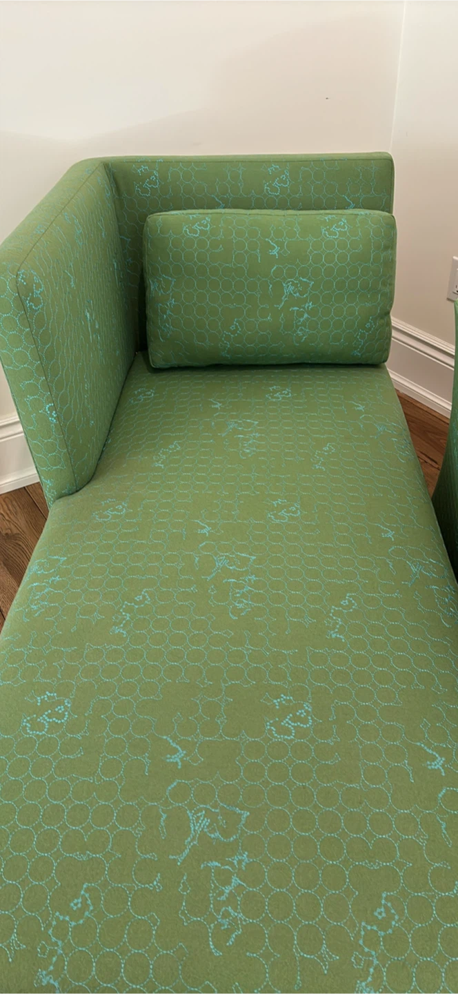 NEW 2 MATCHING Green accent chair and chaise - photo 3