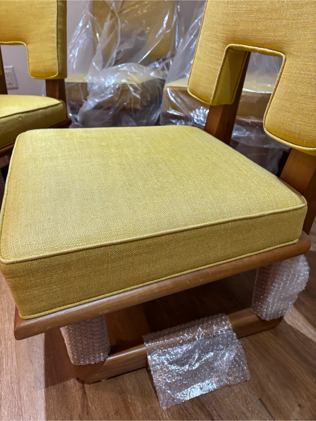 2 NEW Yellow Accent Chairs - photo 4