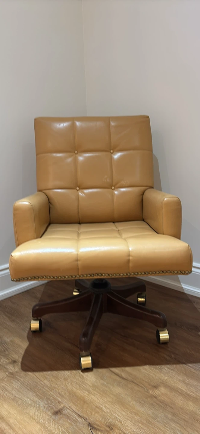 NEW With some scratches Tan Leather Office Chair