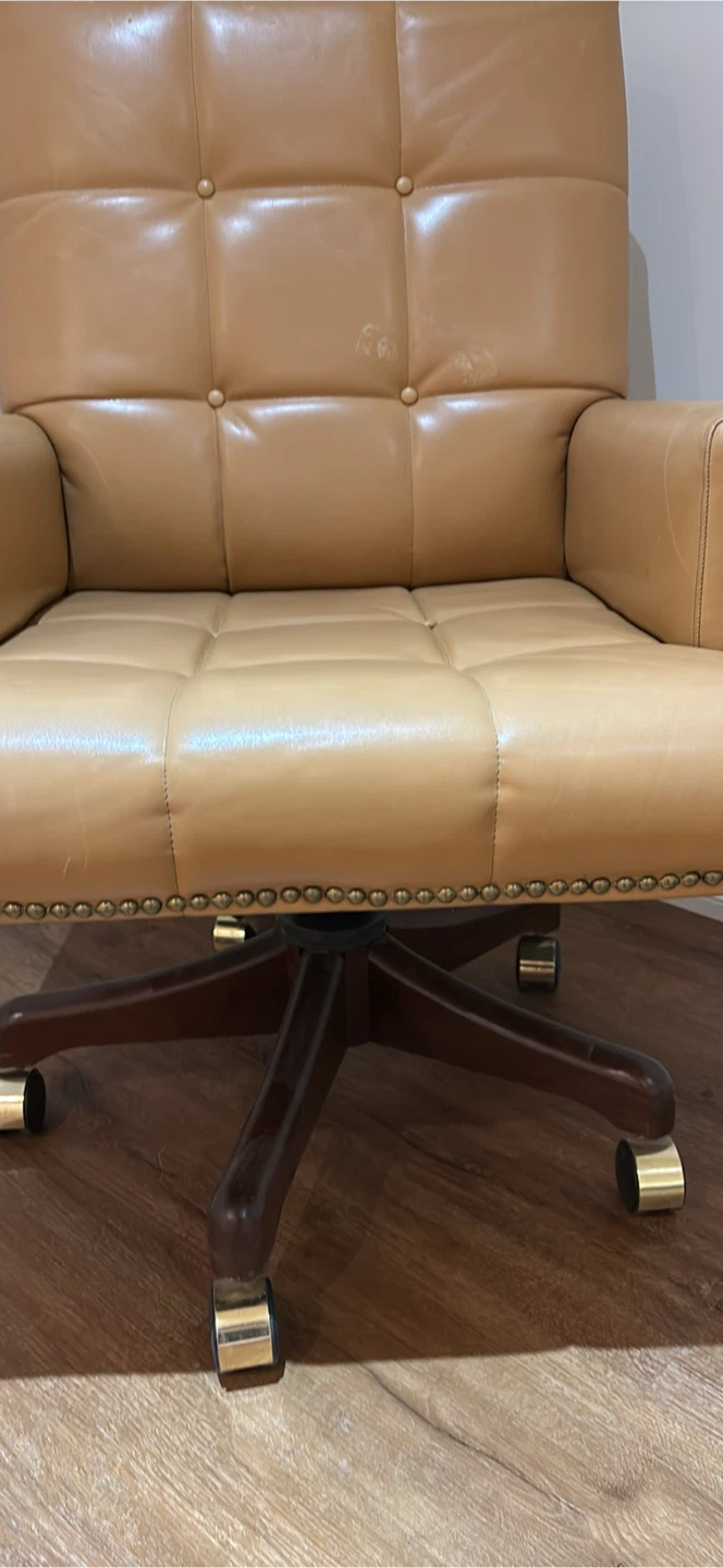 NEW With some scratches Tan Leather Office Chair - photo 2