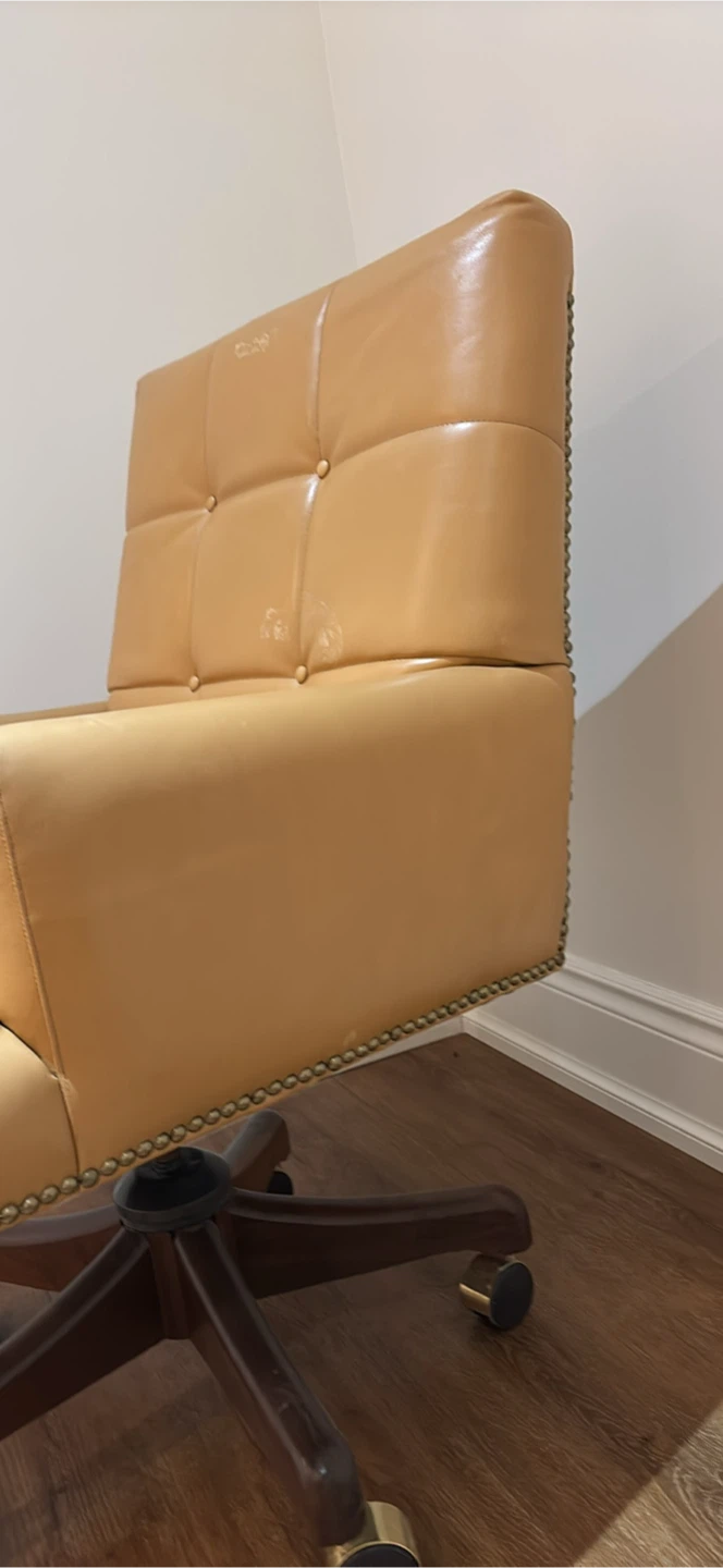 NEW With some scratches Tan Leather Office Chair - photo 4