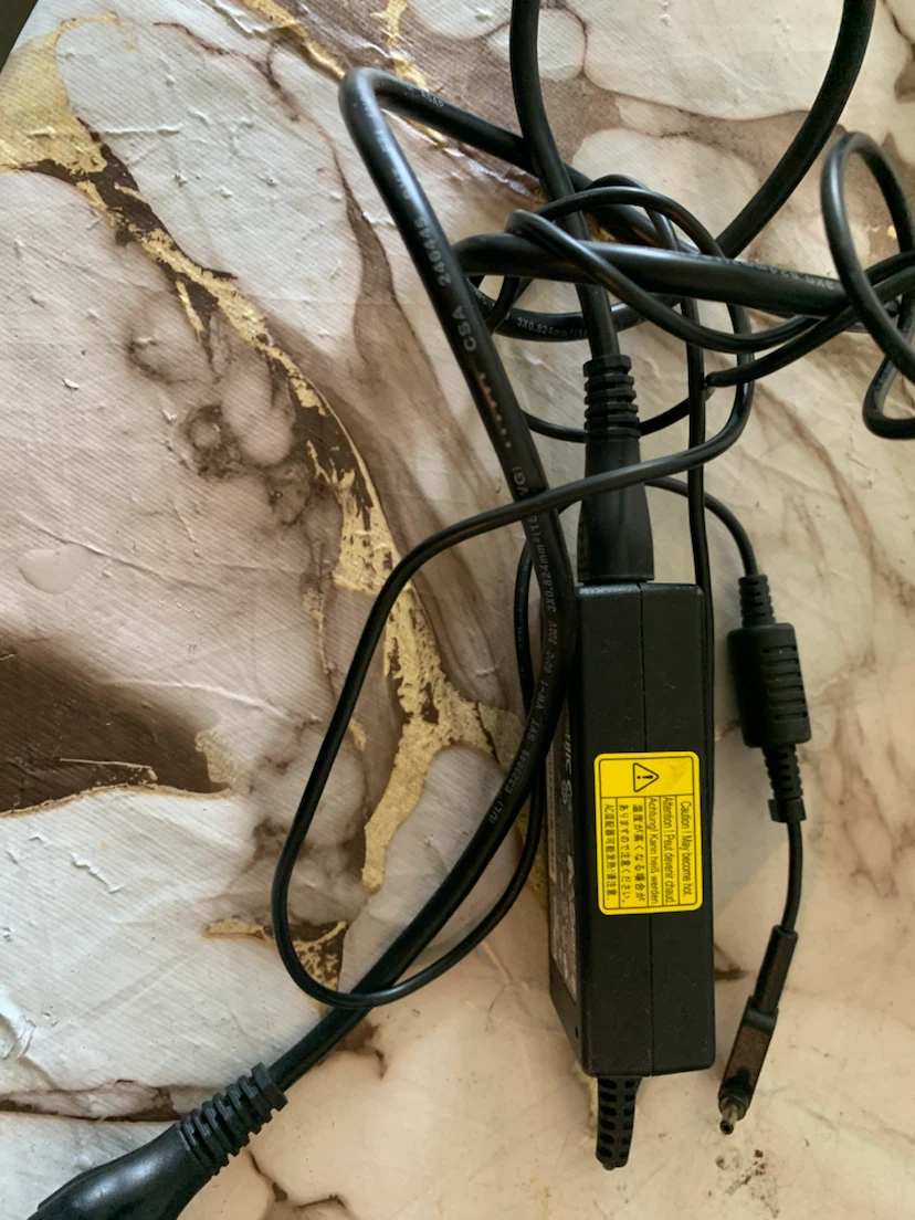 Chicony AC Adapter 90W 19V 4.74A