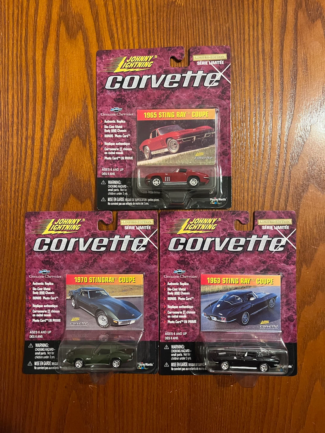 VINTAGE (1999) JOHNNY LIGHTNING CORVETTES (1:64 Scale diecast)