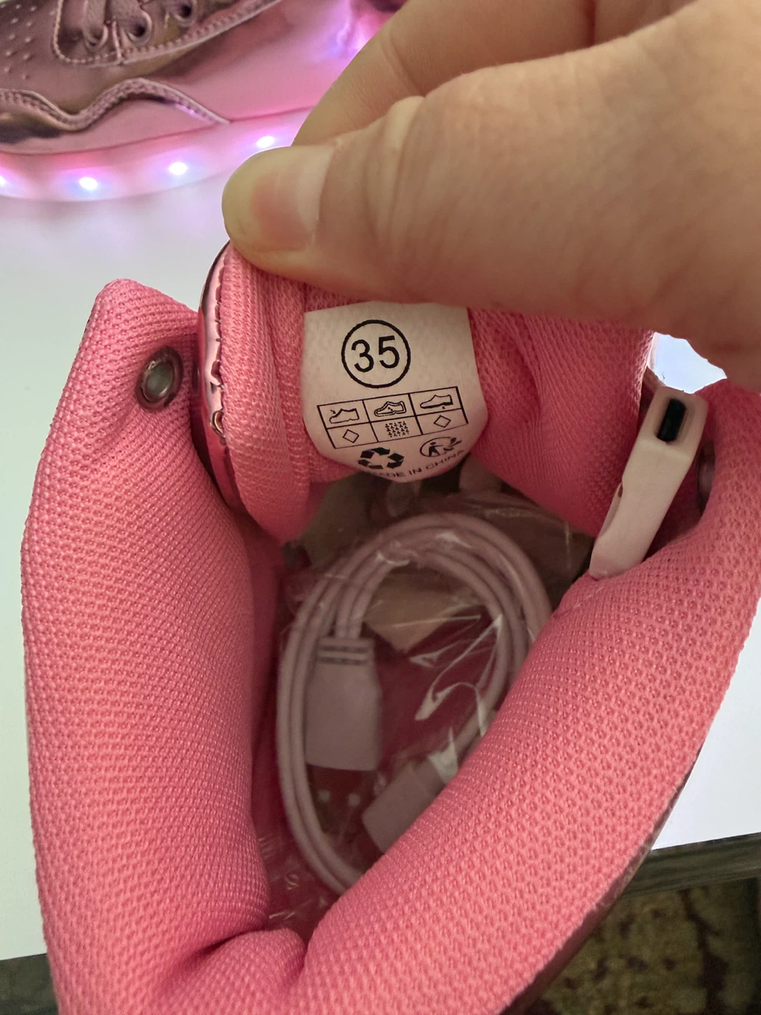 New EUR 35/W 4-4.5/M 2.5-3 LED Light Up High Top Shoes - photo 3