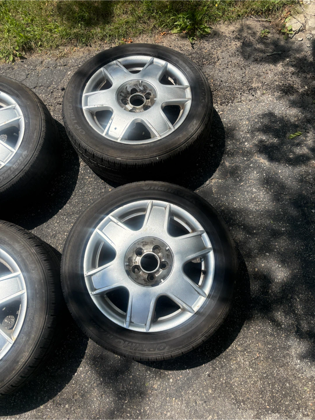 Volkswagen 16” 205/55R16 with Hankook Optimo H725A tires - photo 2