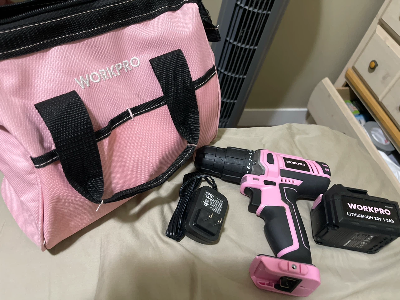 WORKPRO Pink Cordless Drill with Battery and Bag - photo 2